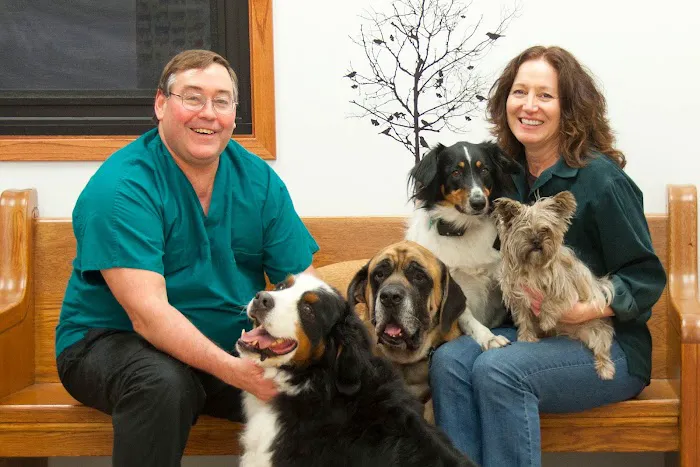 Owatonna Veterinary Services formerly / now Owatonna Veterinary Hospital 12