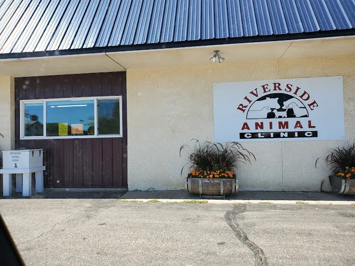 Riverside Animal Clinic 12