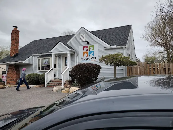 MetroPet Veterinary Clinic 12