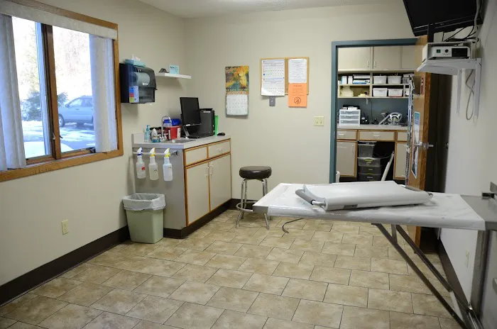 VCA Edgewood Animal Hospital 12