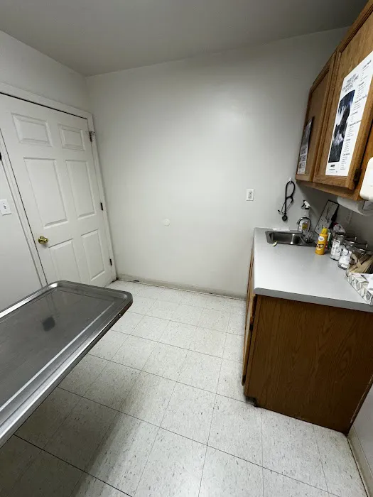 White Bluff Animal Clinic 4