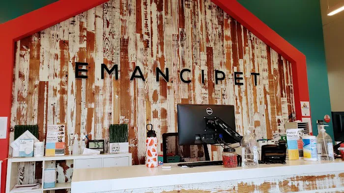 Emancipet 12