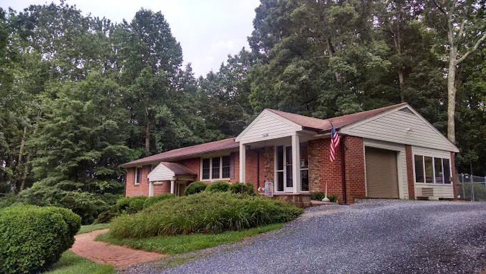 Rustburg Veterinary Clinic 8