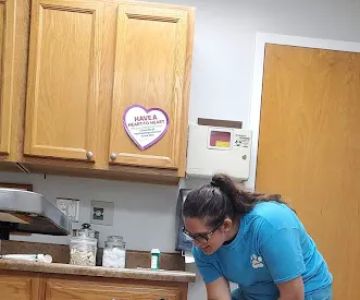 Bahama Road Veterinary Hospital: Konvalinka Chris DVM