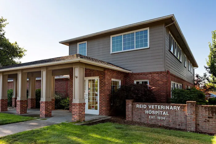 Reid Veterinary Hospital Llc 4