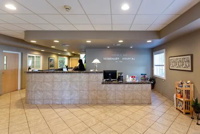 Reid Veterinary Hospital Llc 8