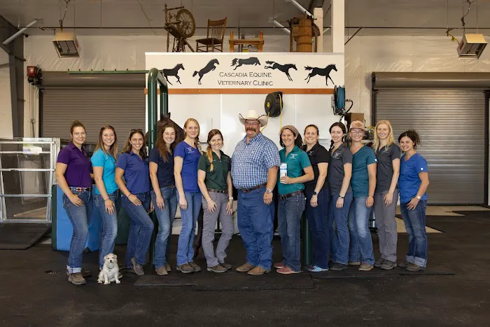 Cascadia Equine Veterinary Clinic and Rehabilitation Center 6