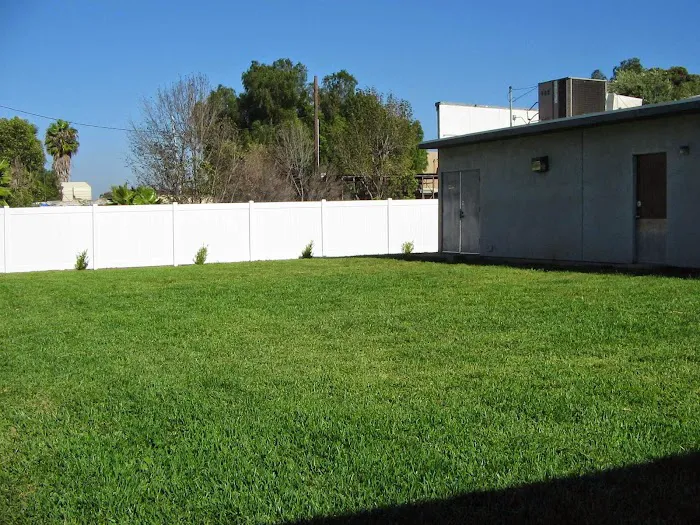 Corona Animal Hospital 12