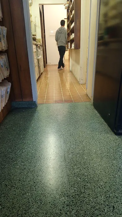 West Riverside Veterinary Hospital 12