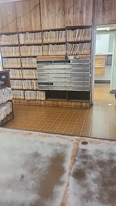 West Riverside Veterinary Hospital 12