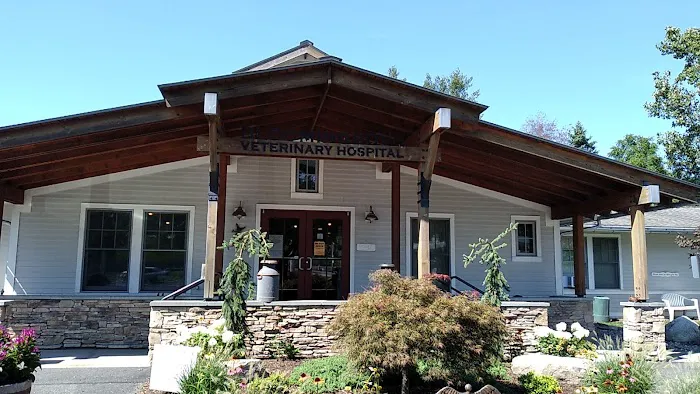 Bloomingrove Veterinary Hospital 12