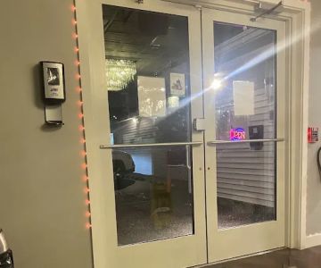 Veterinary Urgent & Well Care Center Of Plainville