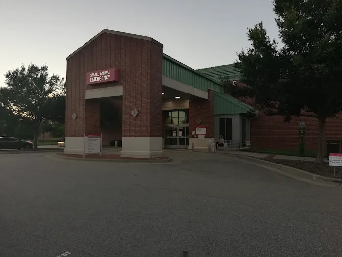 Terry Companion Animal Veterinarian Medical Clinic 6