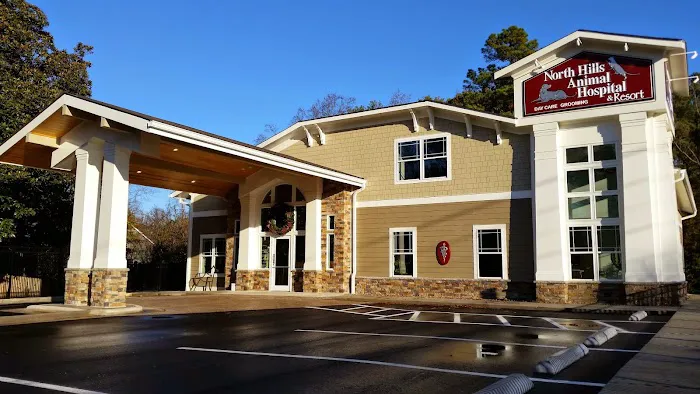North Hills Animal Hospital & Resort 8