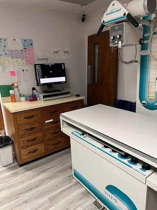 Corbin Animal Clinic 12