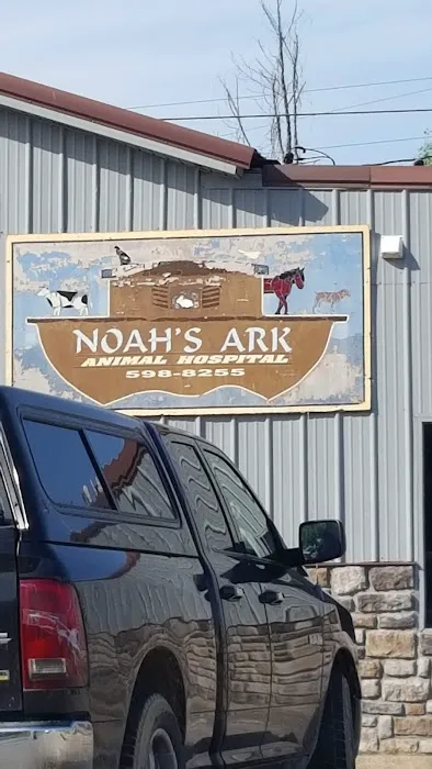 Noah's Ark Animal Hospital 12