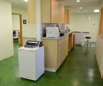 Vinton-Urbana Veterinary Hospital