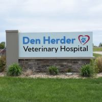 Den Herder Veterinary Hospital ico