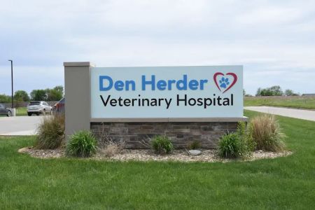 Den Herder Veterinary Hospital