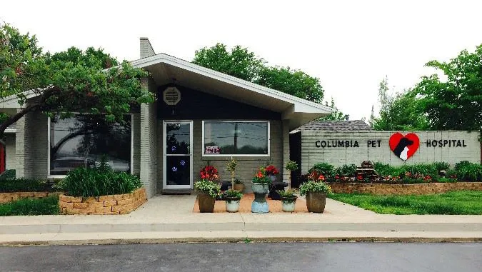 R Veterinary at Columbia 8