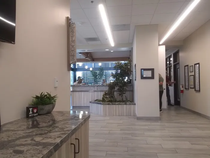 Rialto Animal Hospital 12