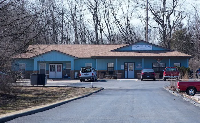 Noah's Ark Animal Hospital & Bird Clinic 1