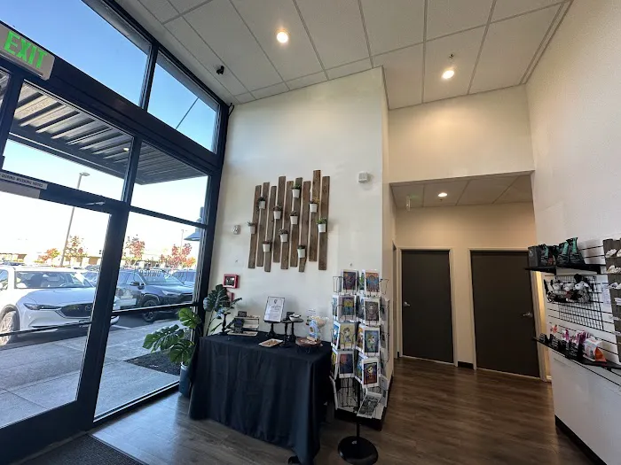 Hello Vet Pet Wellness Center 12