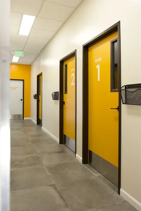 Van Nuys Veterinary Clinic 12