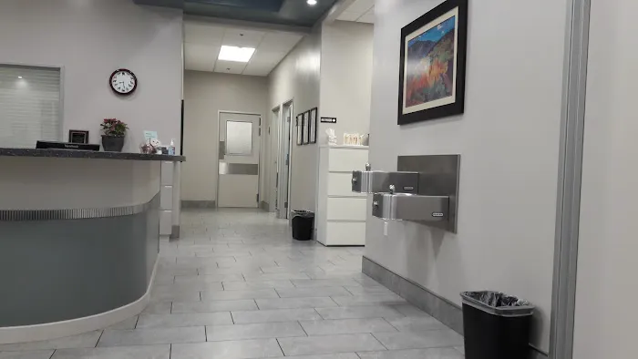 Animal Emergency Clinic 12