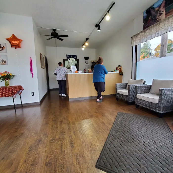 Meridian Street Veterinary 12