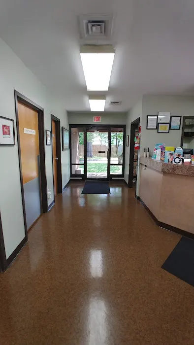 Newington Veterinary Clinic 12
