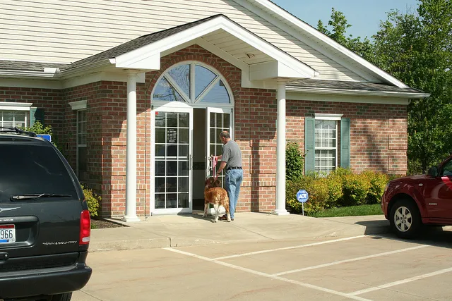 Cuyahoga Falls Veterinary Clinic: Gates Ryan G DVM 12