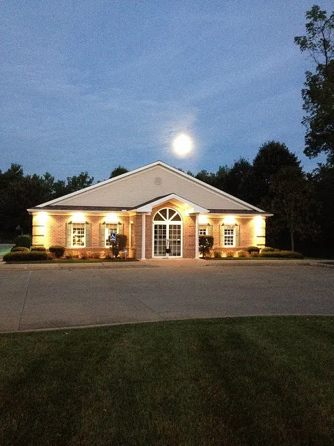 Cuyahoga Falls Veterinary Clinic: Gates Ryan G DVM 12