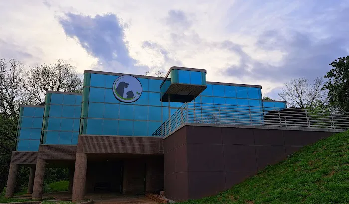 Bradford Park Veterinary Hospital 8