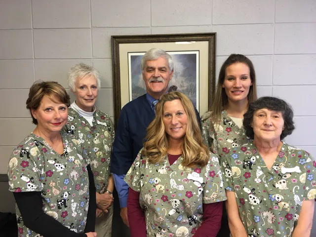 Country Hills Animal Hospital 4