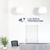 Lake Balboa Veterinary Care ico