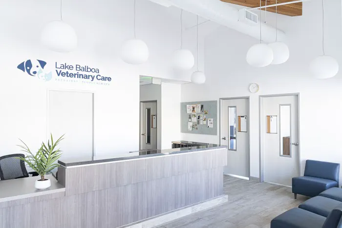 Lake Balboa Veterinary Care 12