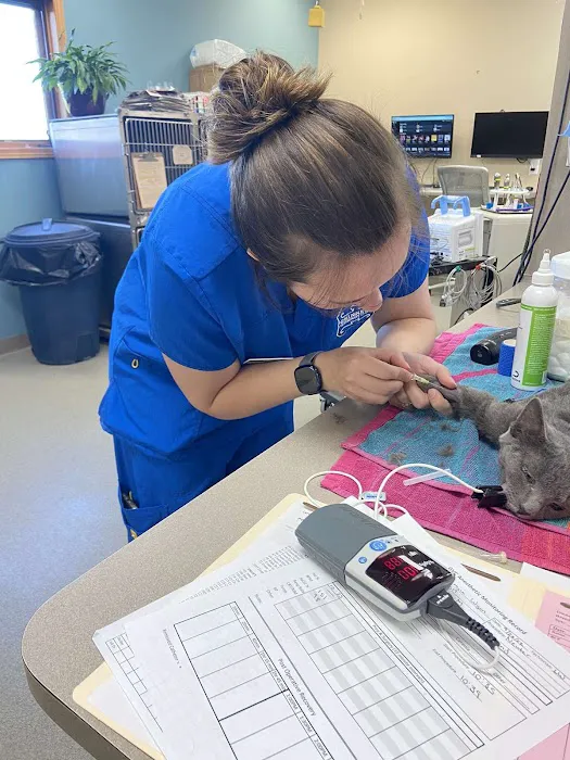 Grinnell Veterinary Clinic, LLP 2