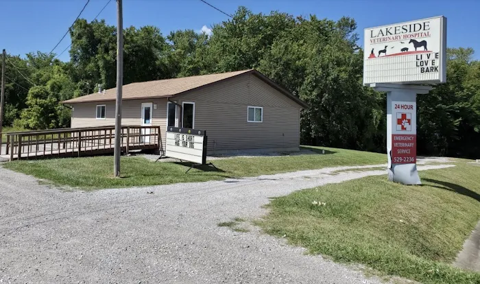 Lakeside Veterinary Clinic 12