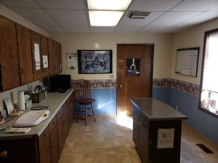 Newton Veterinary Clinic 12