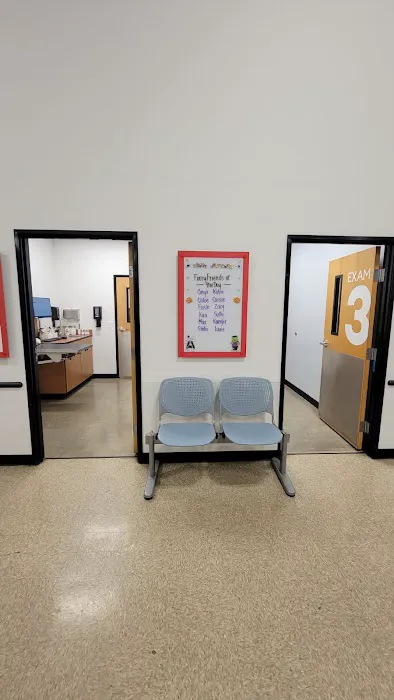 PetSmart Veterinary Services - Tujunga 8