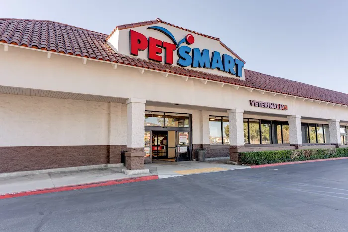 PetSmart Veterinary Services - Tujunga 6