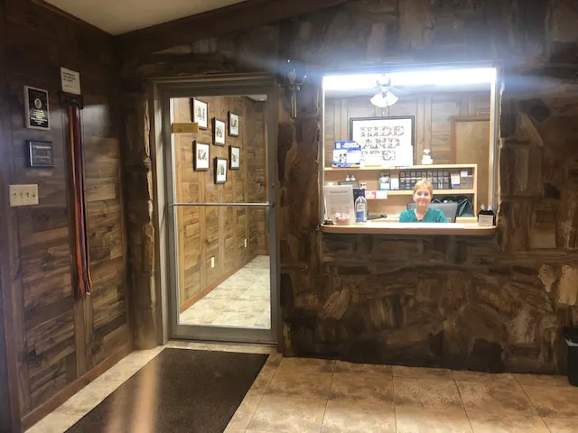 Caldwell Veterinary Clinic 7
