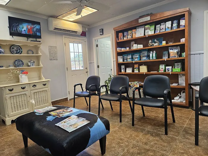 Crossroads Animal Hospital 1
