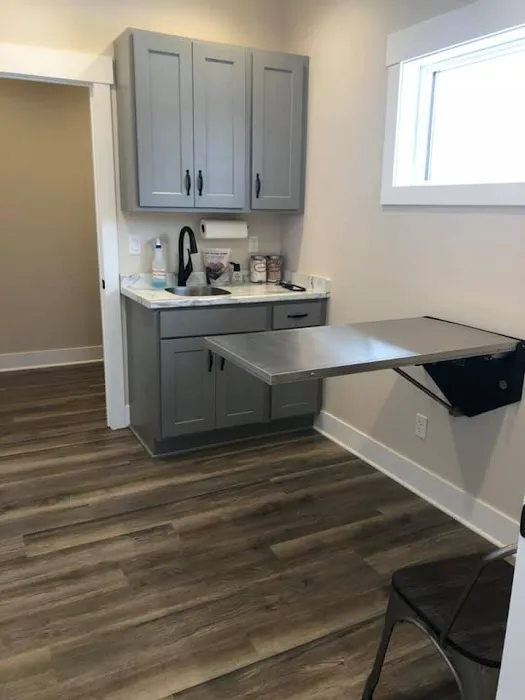 Midwest Veterinary Clinic 1
