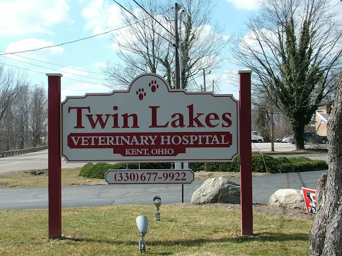 Twin Lakes Veterinary Hospital 7