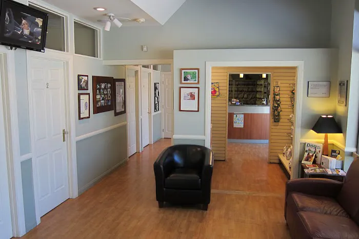 Rosemont Veterinary Hospital 1