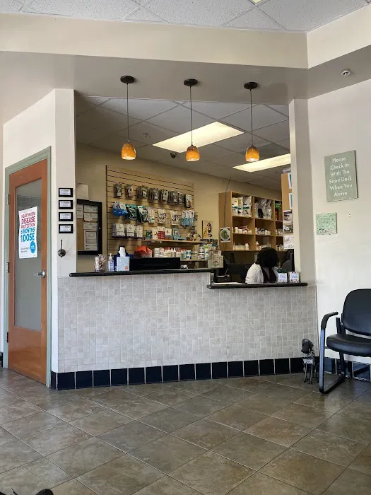 Montrose Pet Hospital 8