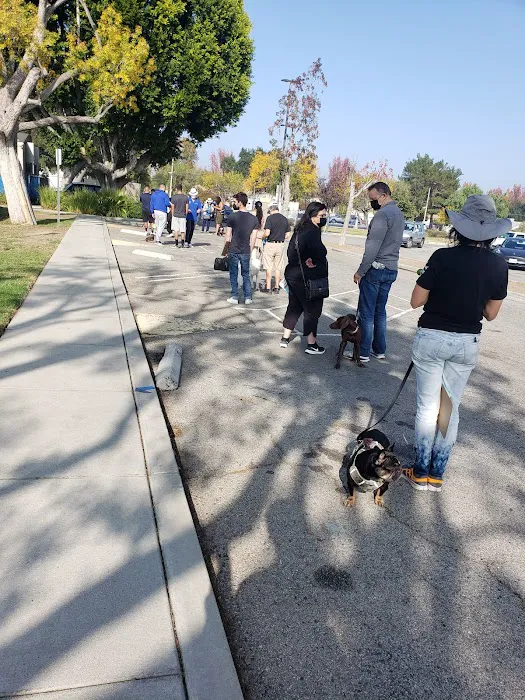Low Cost Pet Vaccines of Los Angeles - One Generation Parking Lot 7