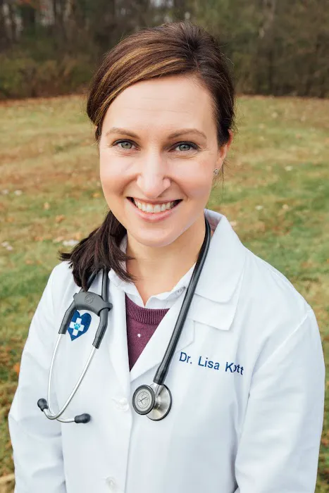 Lisa Knott DVM 6